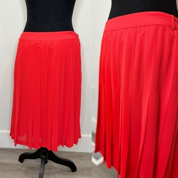 BCBGMaxAzria Poppy Bonita Pleated Chiffon Side Zip Skirt (Size 8) - Picture 1 of 6